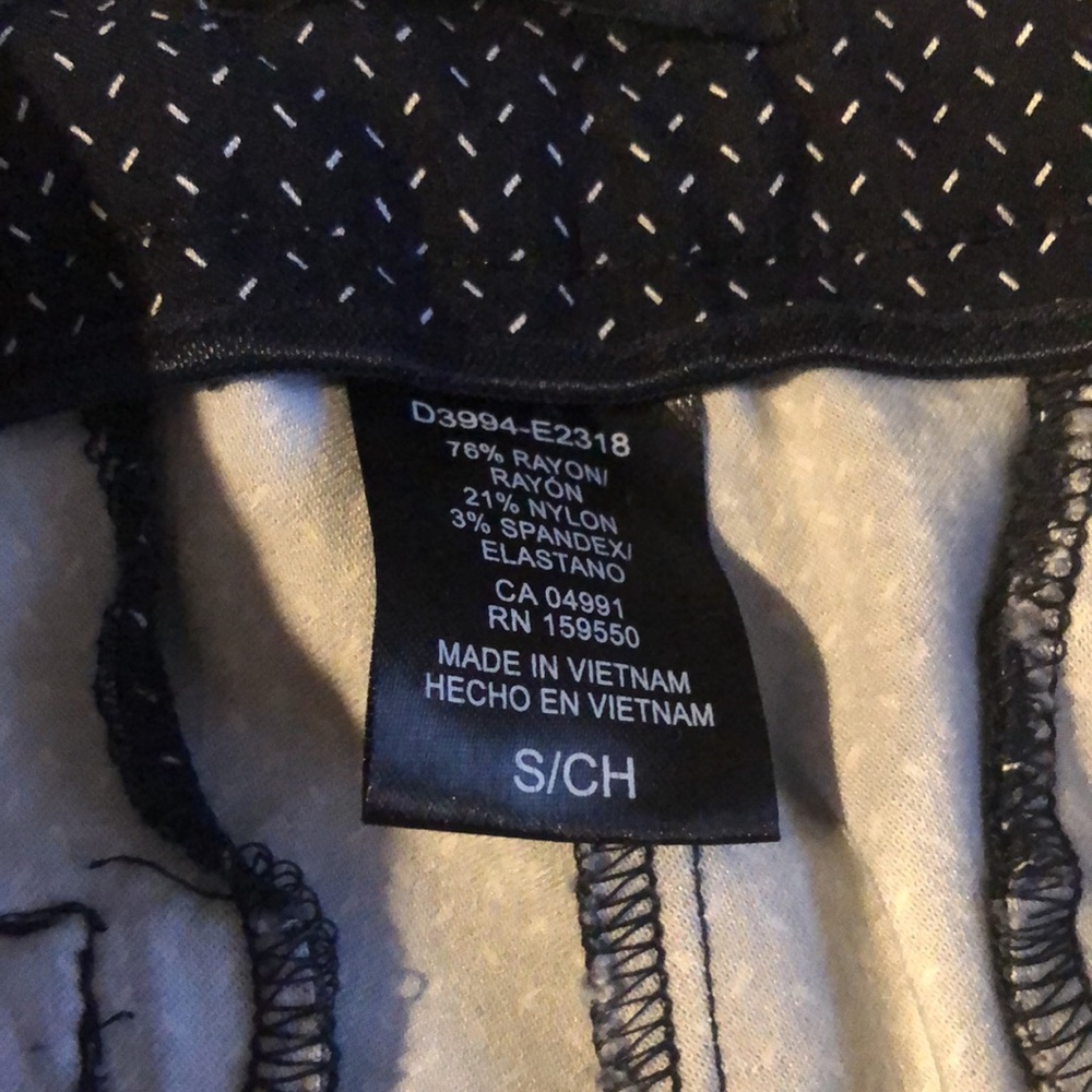 Hilary Radley Stretch City Short - Picture 2 of 5